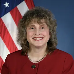 Portrait of Stephanie Pollack