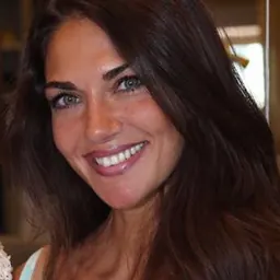 Portrait of Lorena Bernal