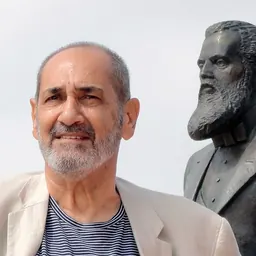 Portrait of Motti Mizrachi