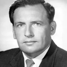 Portrait of Tom Lewis