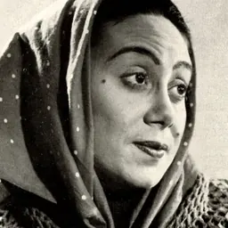 Portrait of Zoe Incrocci