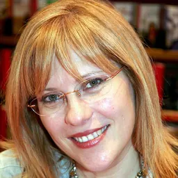 Portrait of Annie Pietri
