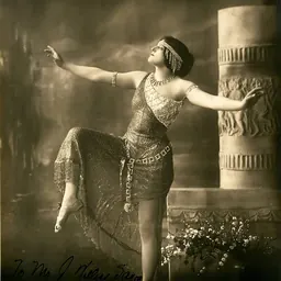 Portrait of Alice Eis