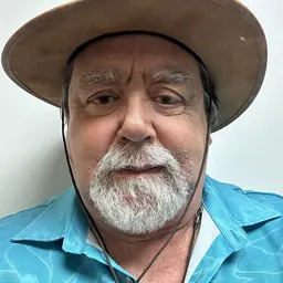 Portrait of Joel Heinen