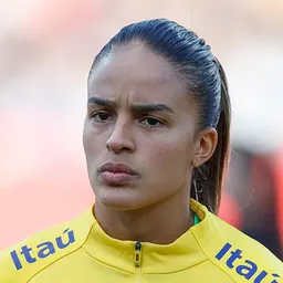 Portrait of Gabi Nunes
