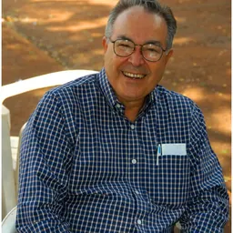 Portrait of Warwick Estevam Kerr