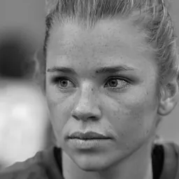 Portrait of Linda Dallmann
