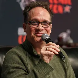 Portrait of Diedrich Bader