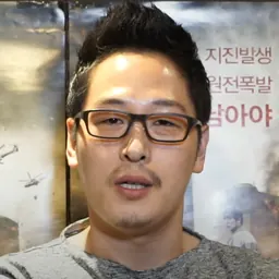 Portrait of Kim Poong