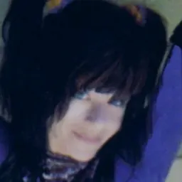 Portrait of Sarine Voltage