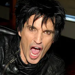 Portrait of Tommy Lee