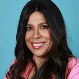 Portrait of Cindy Montañez