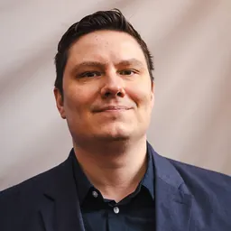 Portrait of Wes Hurley