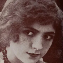 Portrait of Gwendolyn Pates