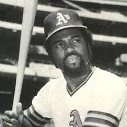 Portrait of Taylor Duncan