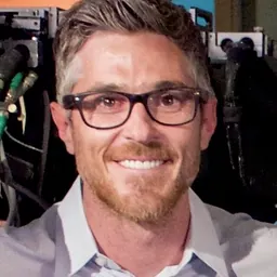 Portrait of Dave Annable