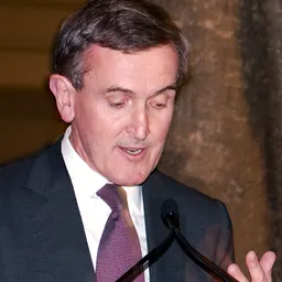 Portrait of Neil MacGregor