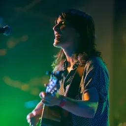 Portrait of Jen Cloher