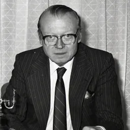 Portrait of Kjell Holler