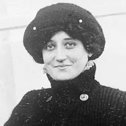 Portrait of Raymonde de Laroche
