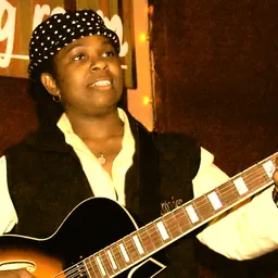 Portrait of Ruthie Foster
