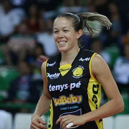 Portrait of Michelle Pavão