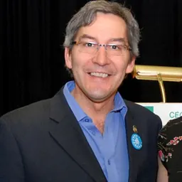 Portrait of Scott McKay