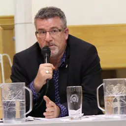 Portrait of Craig Scott