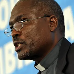 Portrait of Gabriel Mbilingi