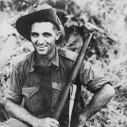 Portrait of Tom Derrick