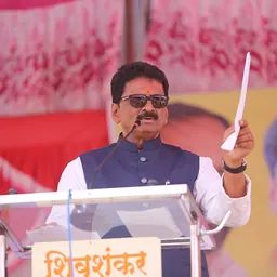 Portrait of Ratnakar Gutte