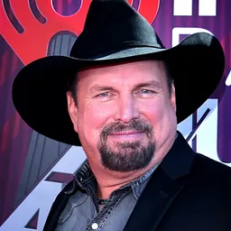 Portrait of Garth Brooks