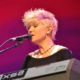 Portrait of Julie Ragins