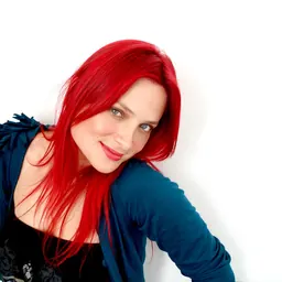 Portrait of Nicole