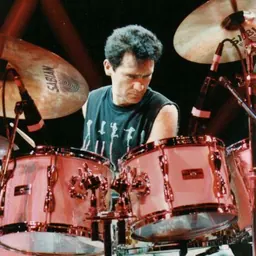 Portrait of Derek Pellicci