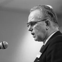 Portrait of Heinz Oskar Vetter