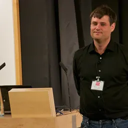 Portrait of Michael A. Nielsen