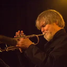 Portrait of Tom Harrell