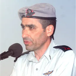 Portrait of Oshri Lugasi