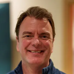 Portrait of Scott Davis