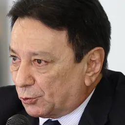 Portrait of Papaléo Paes