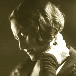 Portrait of Genja Jonas