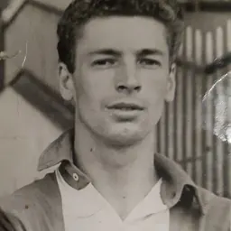 Portrait of Roy Proverbs