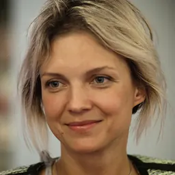 Portrait of Natalia "Hellawes" O'Shea