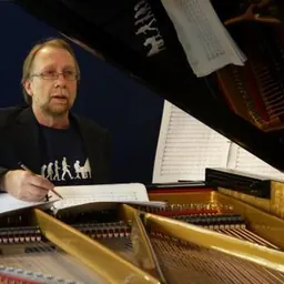 Portrait of Andy Quin