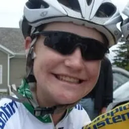 Portrait of Lauren Kitchen