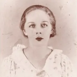 Portrait of Nathalie Henneberg