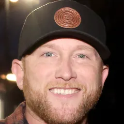 Portrait of Cole Swindell