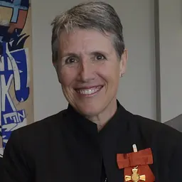 Portrait of Tracey Fear