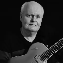 Portrait of Pete Carr